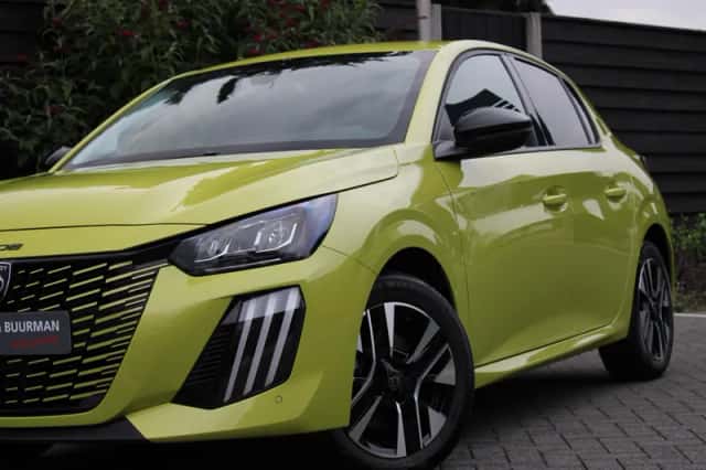 Peugeot 208 (2024) thumbnail 2