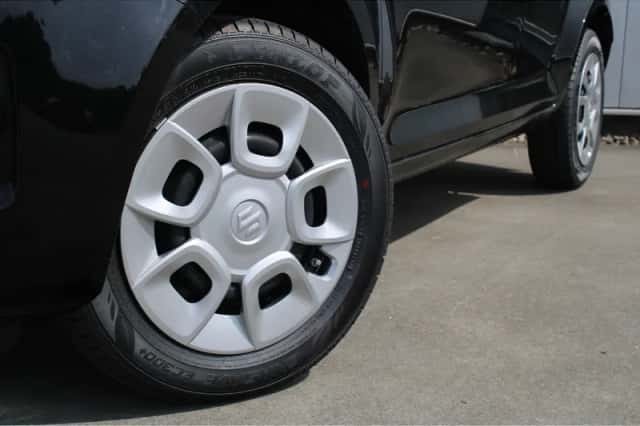 Suzuki Ignis (2024) thumbnail 3