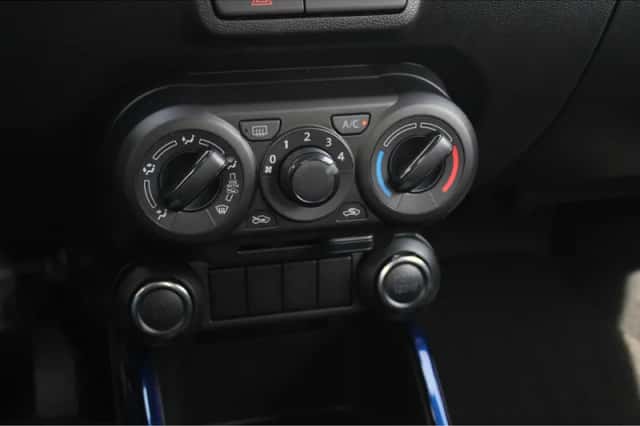 Suzuki Ignis (2024) thumbnail 6