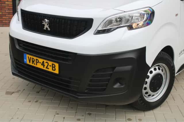 Peugeot Expert (2022) thumbnail 2