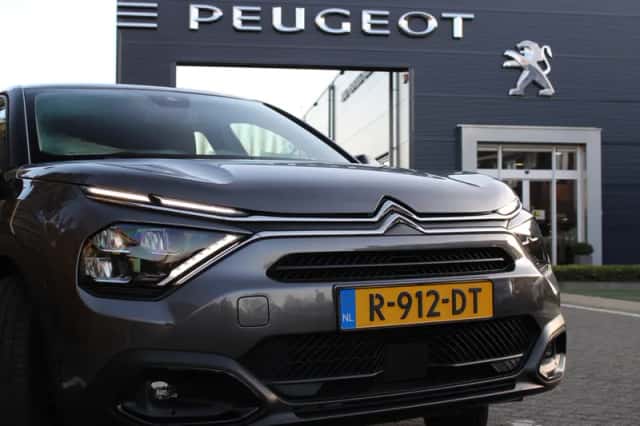 Citroën ë-C4 (2022) thumbnail 3