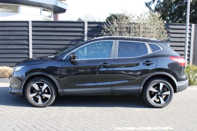 Nissan Qashqai (2017) thumbnail 6