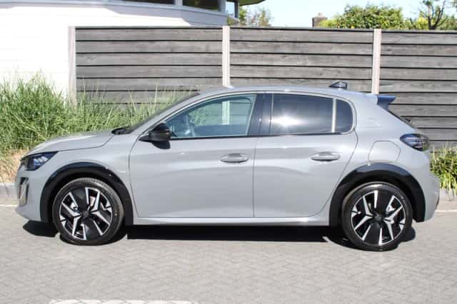 Peugeot 208 (2025) thumbnail 6