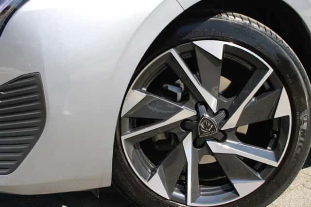 Peugeot 308 (2022) thumbnail 2