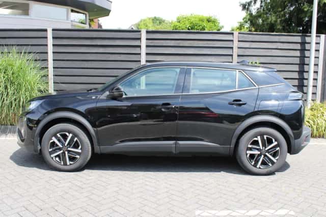 Peugeot e-2008 (2023) thumbnail 4