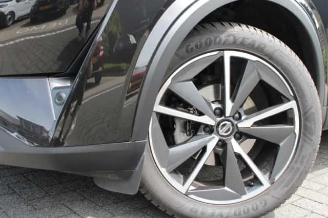 Nissan Qashqai (2022) thumbnail 2