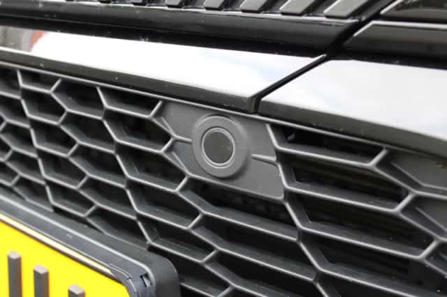 Peugeot 408 (2023) thumbnail 4