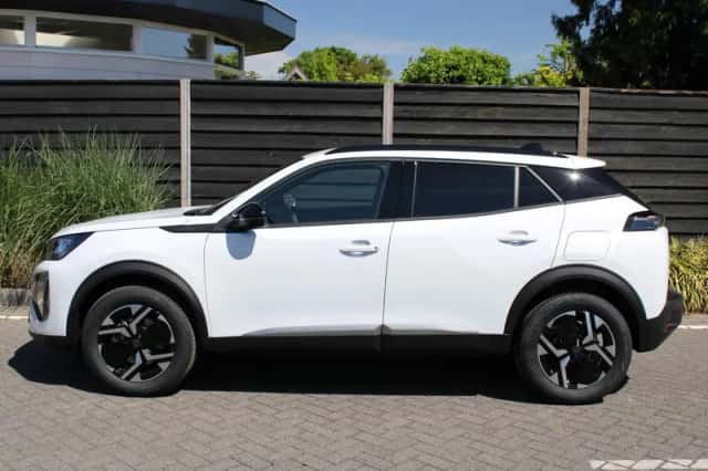 Peugeot 2008 (2025) thumbnail 6