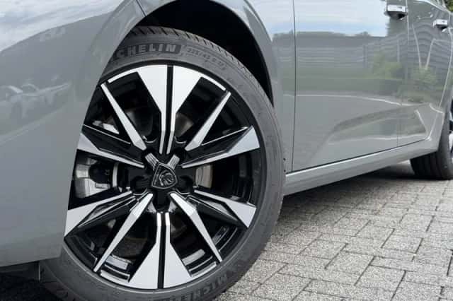 Peugeot 308 (2025) thumbnail 2