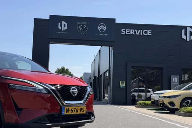 Nissan Qashqai (2022) thumbnail 3