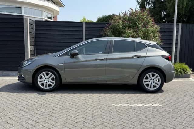 Opel Astra (2018) thumbnail 6