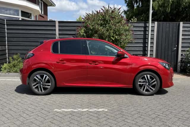Peugeot 208 (2021) thumbnail 6