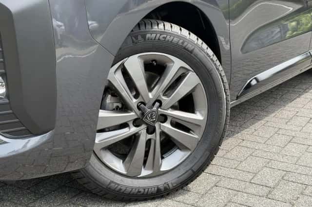 Peugeot Expert (2025) thumbnail 2