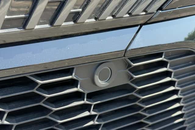 Peugeot 408 (2024) thumbnail 4