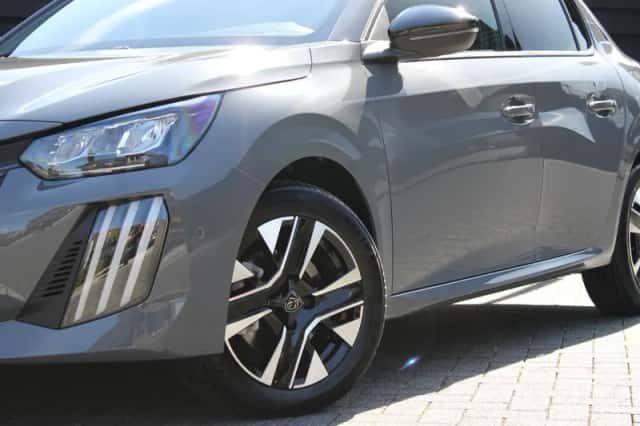 Peugeot 208 (2025) thumbnail 3