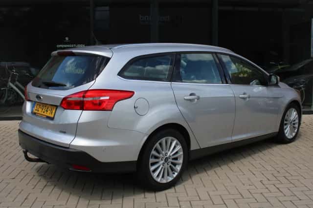 Ford Focus (2018) thumbnail 6