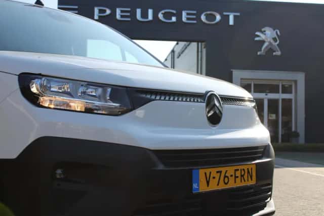 Citroën Berlingo (2024) thumbnail 3