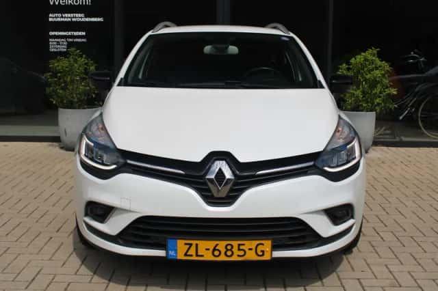 Renault Clio (2019) thumbnail 4