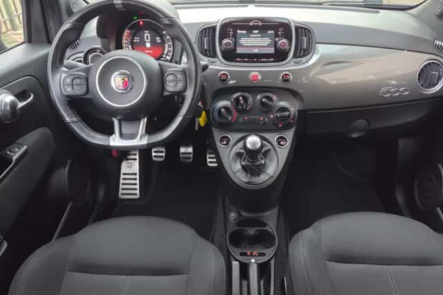 Fiat 500C (2017) thumbnail 4