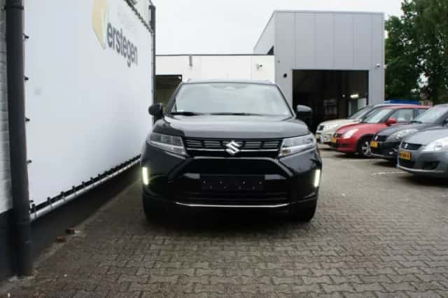 Suzuki Vitara (2025) thumbnail 5