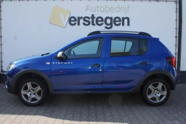 Dacia Sandero (2020) thumbnail 3