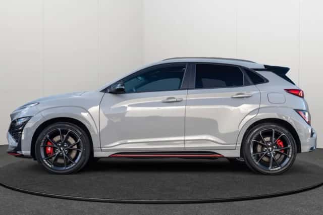 Hyundai Kona (2023) thumbnail 2