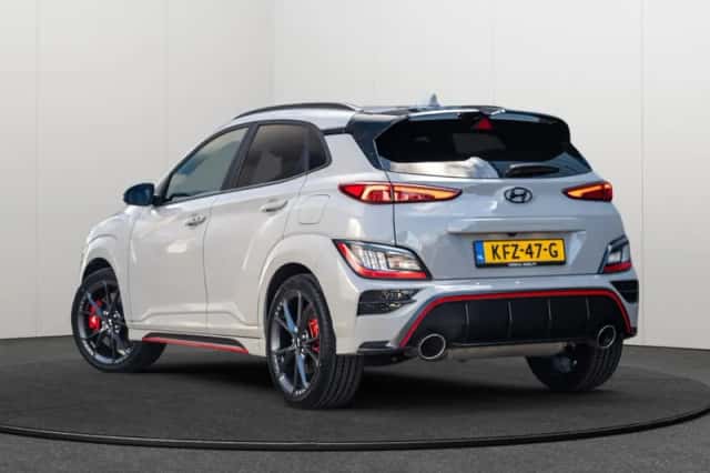 Hyundai Kona (2023) thumbnail 5