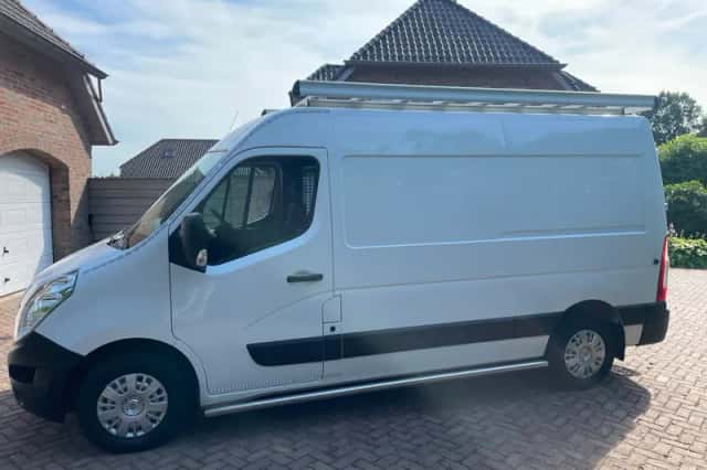 Renault Master (2019) thumbnail 2