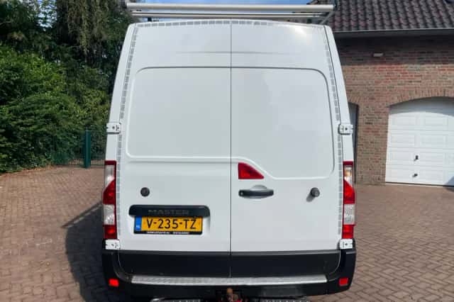 Renault Master (2019) thumbnail 3