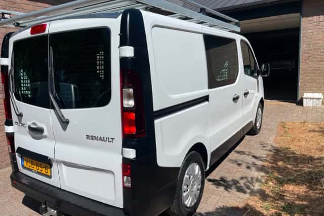 Renault Trafic (2021) thumbnail 3