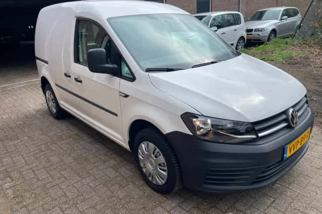 Volkswagen Caddy (2019) thumbnail 3
