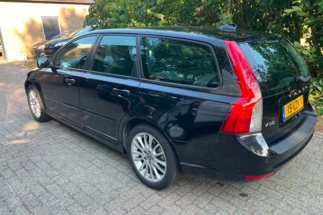 Volvo V50 (2010) thumbnail 4