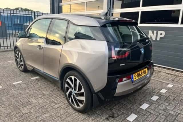 BMW i3 (2014) thumbnail 4