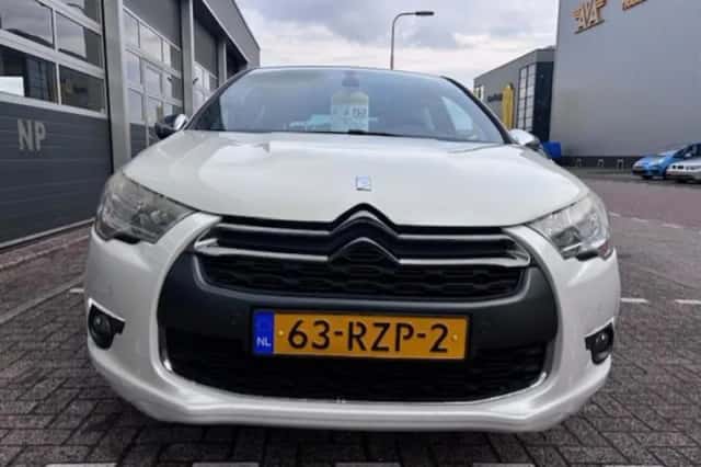 Citroën DS4 (2011) thumbnail 3