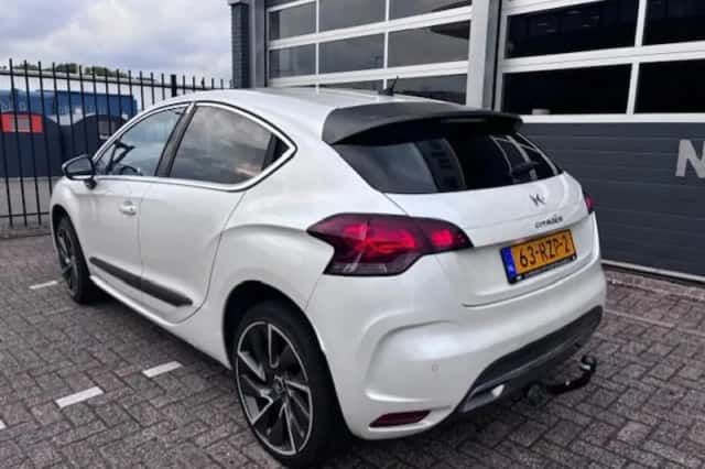 Citroën DS4 (2011) thumbnail 4