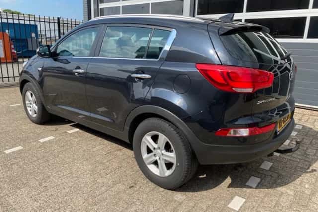 Kia Sportage (2015) thumbnail 4