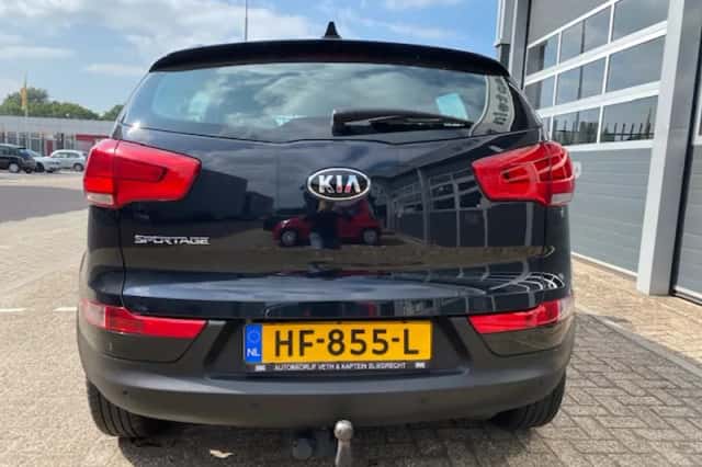 Kia Sportage (2015) thumbnail 5