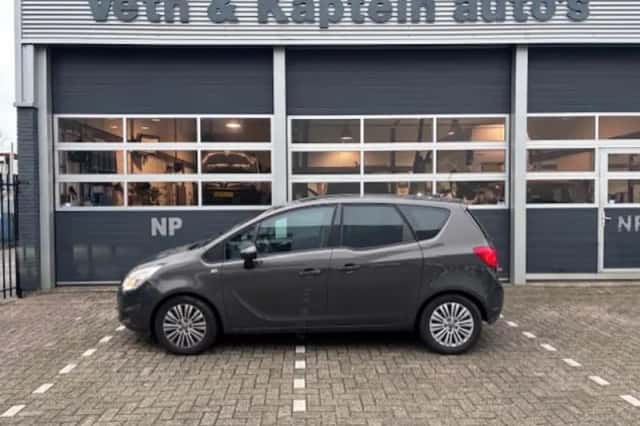 Opel Meriva (2013) thumbnail 1