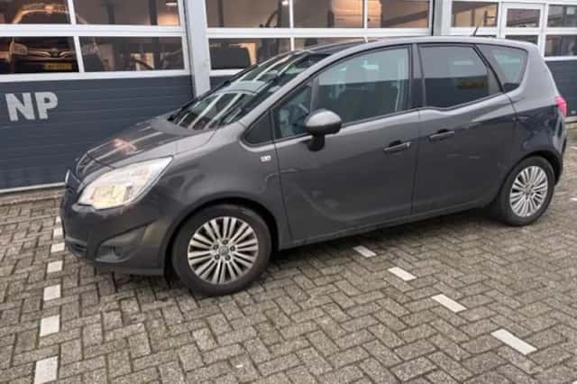 Opel Meriva (2013) thumbnail 2