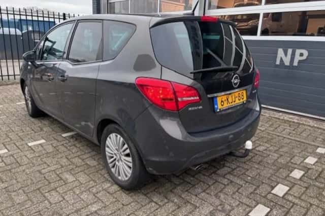 Opel Meriva (2013) thumbnail 4