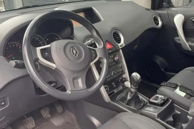 Renault Koleos (2009) thumbnail 3