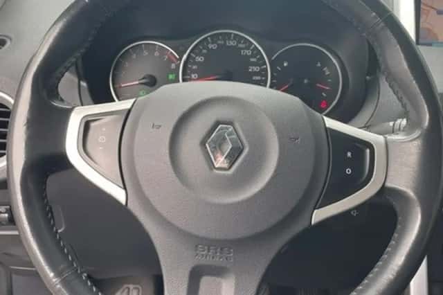 Renault Koleos (2009) thumbnail 4