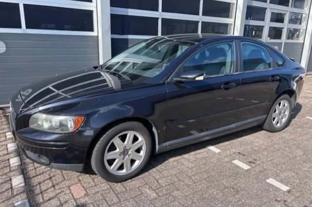 Volvo S40 (2004) thumbnail 2