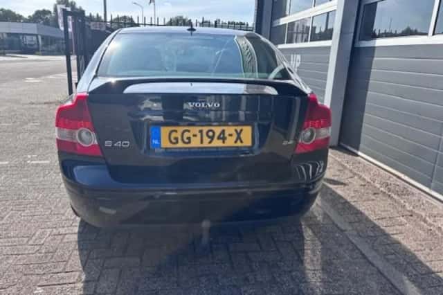 Volvo S40 (2004) thumbnail 5