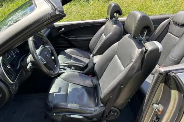 Saab 9-3 (2010) thumbnail 2