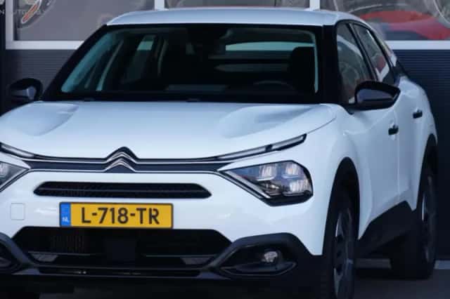 Citroën C4 (2021) thumbnail 1