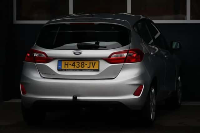 Ford Fiesta (2020) thumbnail 3