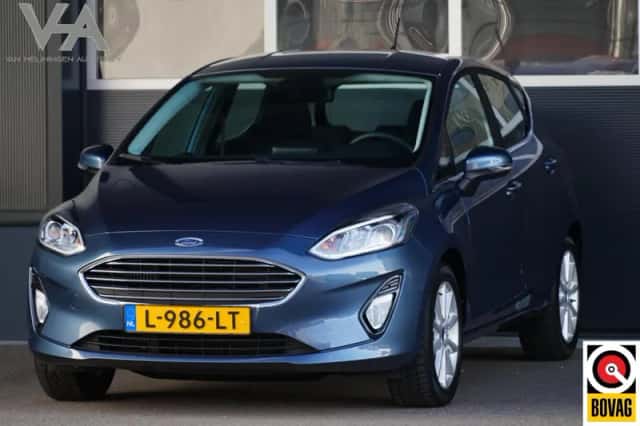 Ford Fiesta (2021) thumbnail 2