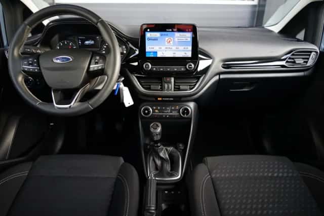 Ford Fiesta (2021) thumbnail 5