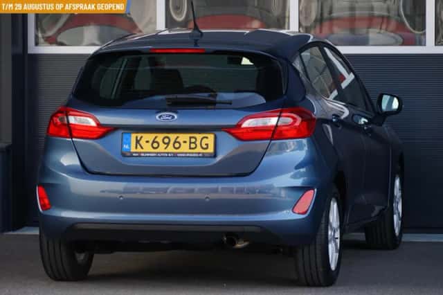 Ford Fiesta (2020) thumbnail 3